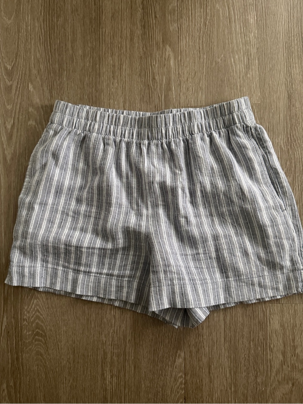 Old Navy High Waisted Pull On Linen Blend Shorts